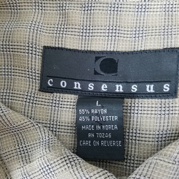 Consensus Mens Large Beige Black Plaid Short Sleeve Button Up Shirt Pocket - Picture 5 of 8